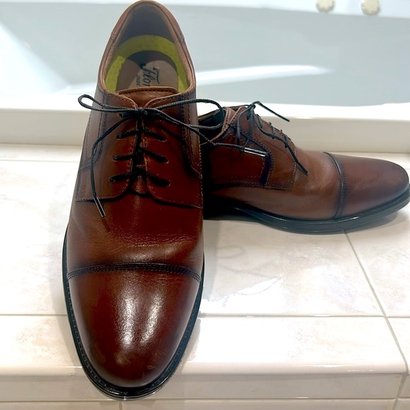 Florsheim Men’s Chicago Cap Toe Oxford Shoe in Scotch Color Leather size 9D. EUC - Picture 2 of 12